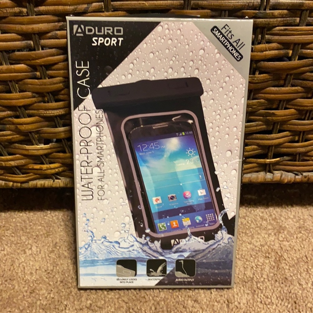 iPhone waterproof case
